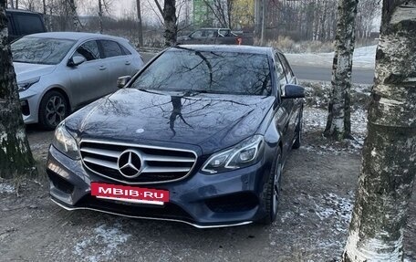 Mercedes-Benz E-Класс, 2015 год, 2 300 000 рублей, 3 фотография