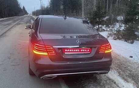 Mercedes-Benz E-Класс, 2015 год, 2 300 000 рублей, 4 фотография