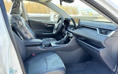 Toyota RAV4, 2025 год, 4 090 000 рублей, 12 фотография