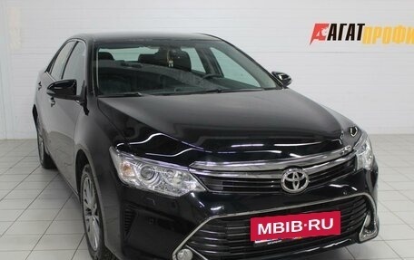 Toyota Camry, 2016 год, 2 300 000 рублей, 2 фотография