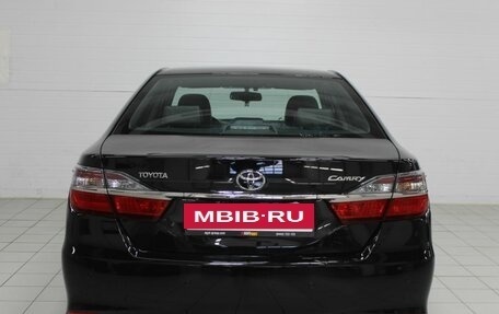 Toyota Camry, 2016 год, 2 300 000 рублей, 7 фотография