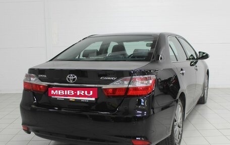Toyota Camry, 2016 год, 2 300 000 рублей, 6 фотография