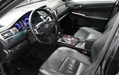 Toyota Camry, 2016 год, 2 300 000 рублей, 19 фотография