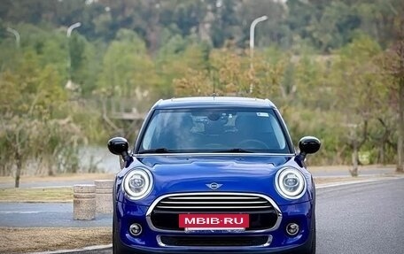 MINI Hatch, 2019 год, 1 615 000 рублей, 4 фотография