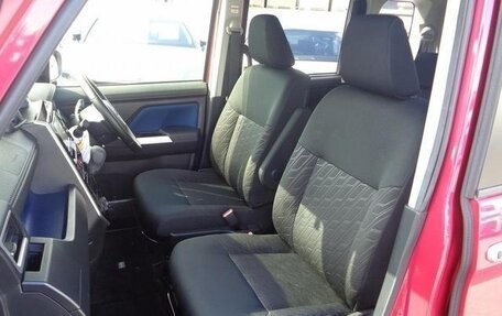 Toyota Tank I, 2019 год, 843 000 рублей, 9 фотография