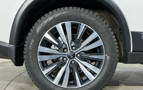 Mitsubishi Outlander III рестайлинг 3, 2018 год, 1 900 000 рублей, 23 фотография