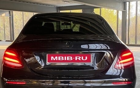 Mercedes-Benz E-Класс, 2019 год, 2 755 555 рублей, 1 фотография