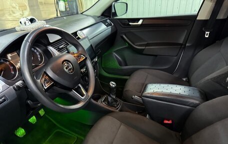 Skoda Rapid I, 2019 год, 1 200 000 рублей, 15 фотография