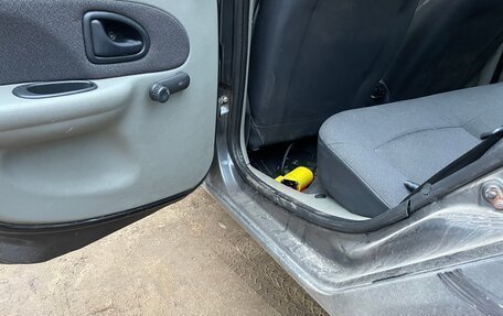 Renault Symbol I, 2004 год, 299 000 рублей, 10 фотография