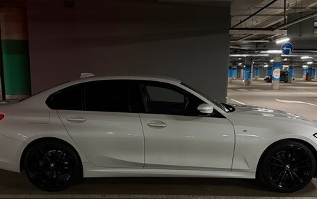 BMW 3 серия, 2021 год, 3 200 000 рублей, 3 фотография