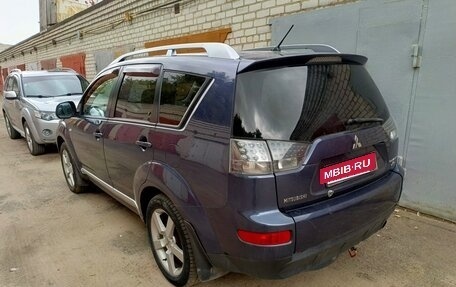 Mitsubishi Outlander III рестайлинг 3, 2008 год, 1 100 000 рублей, 3 фотография