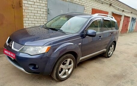 Mitsubishi Outlander III рестайлинг 3, 2008 год, 1 100 000 рублей, 2 фотография