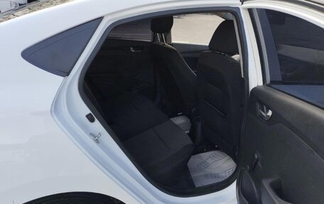 Hyundai Solaris II рестайлинг, 2019 год, 795 000 рублей, 11 фотография