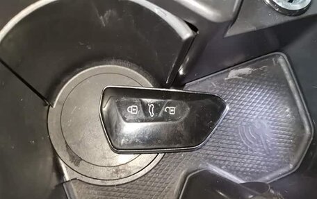 Volkswagen Golf VIII, 2021 год, 1 560 000 рублей, 9 фотография