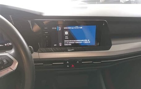 Volkswagen Golf VIII, 2021 год, 1 560 000 рублей, 13 фотография