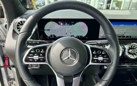 Mercedes-Benz GLA, 2022 год, 4 023 000 рублей, 9 фотография