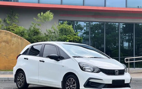 Honda Fit, 2021 год, 995 000 рублей, 3 фотография