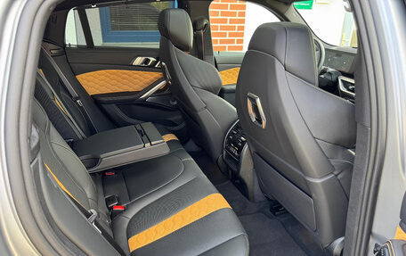 BMW X6 M, 2025 год, 21 000 000 рублей, 16 фотография