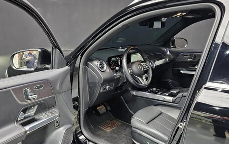 Mercedes-Benz GLB, 2021 год, 2 700 000 рублей, 11 фотография