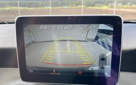 Mercedes-Benz GLA, 2016 год, 1 200 000 рублей, 11 фотография