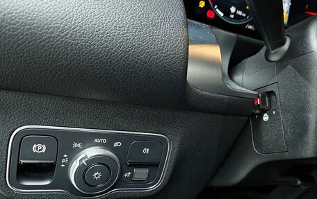 Mercedes-Benz GLB, 2021 год, 2 700 000 рублей, 18 фотография