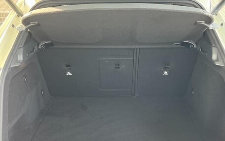 Mercedes-Benz GLA, 2016 год, 1 200 000 рублей, 14 фотография