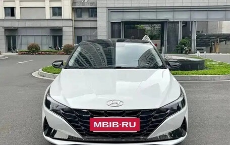 Hyundai Elantra, 2021 год, 1 100 000 рублей, 2 фотография