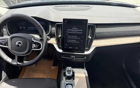 Volvo XC90 II рестайлинг, 2025 год, 7 620 000 рублей, 9 фотография