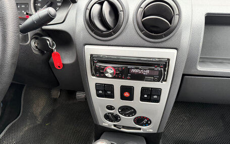 Renault Logan I, 2005 год, 330 000 рублей, 15 фотография