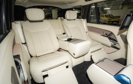 Land Rover Range Rover IV рестайлинг, 2025 год, 27 500 000 рублей, 21 фотография