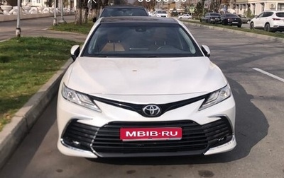 Toyota Camry, 2022 год, 3 800 000 рублей, 1 фотография
