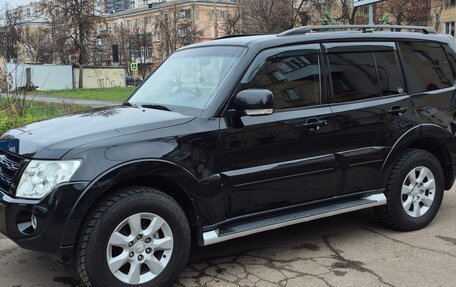 Mitsubishi Pajero IV, 2011 год, 2 160 000 рублей, 1 фотография