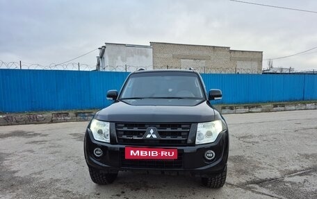 Mitsubishi Pajero IV, 2011 год, 2 160 000 рублей, 2 фотография
