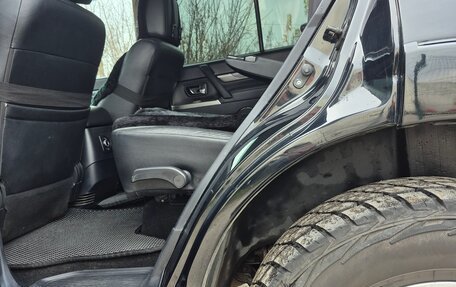 Mitsubishi Pajero IV, 2011 год, 2 160 000 рублей, 15 фотография