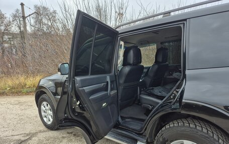 Mitsubishi Pajero IV, 2011 год, 2 160 000 рублей, 14 фотография