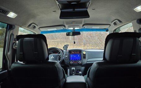 Mitsubishi Pajero IV, 2011 год, 2 160 000 рублей, 20 фотография