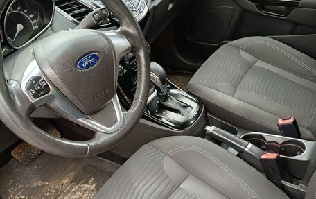 Ford Fiesta, 2015 год, 850 000 рублей, 5 фотография