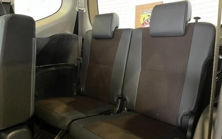 Toyota Sienta II, 2020 год, 1 212 000 рублей, 38 фотография