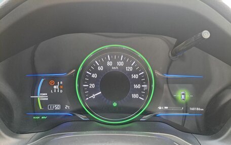 Honda Vezel, 2014 год, 1 400 000 рублей, 16 фотография