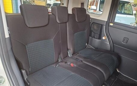 Toyota Roomy I, 2022 год, 1 065 000 рублей, 25 фотография