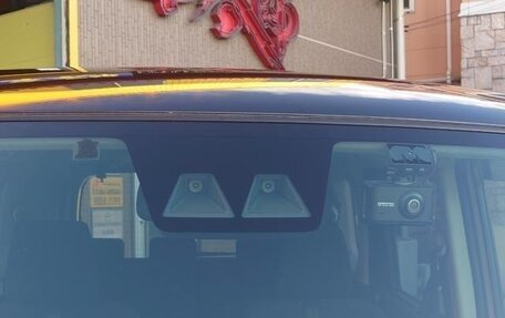 Toyota Roomy I, 2022 год, 1 065 000 рублей, 29 фотография