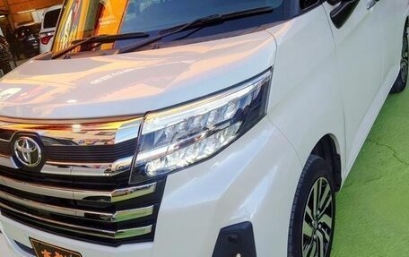 Toyota Roomy I, 2022 год, 1 065 000 рублей, 30 фотография