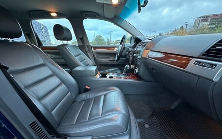 Volkswagen Touareg III, 2006 год, 1 047 000 рублей, 3 фотография