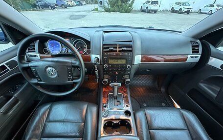 Volkswagen Touareg III, 2006 год, 1 047 000 рублей, 9 фотография