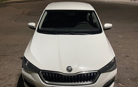 Skoda Rapid II, 2020 год, 990 000 рублей, 2 фотография