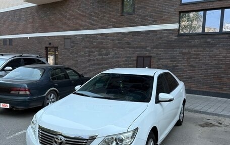Toyota Camry, 2012 год, 1 550 000 рублей, 2 фотография