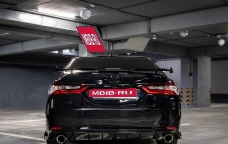 Toyota Camry, 2021 год, 3 580 000 рублей, 4 фотография