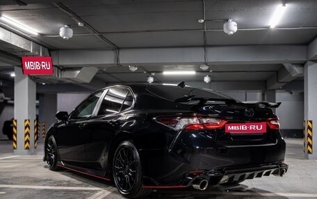 Toyota Camry, 2021 год, 3 580 000 рублей, 2 фотография