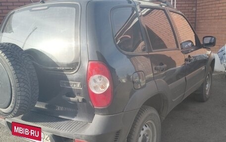 Chevrolet Niva I рестайлинг, 2009 год, 355 000 рублей, 2 фотография