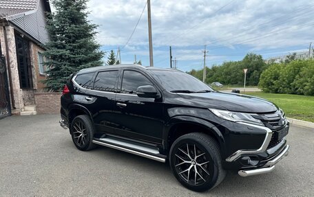 Mitsubishi Pajero Sport III рестайлинг, 2020 год, 3 150 000 рублей, 9 фотография